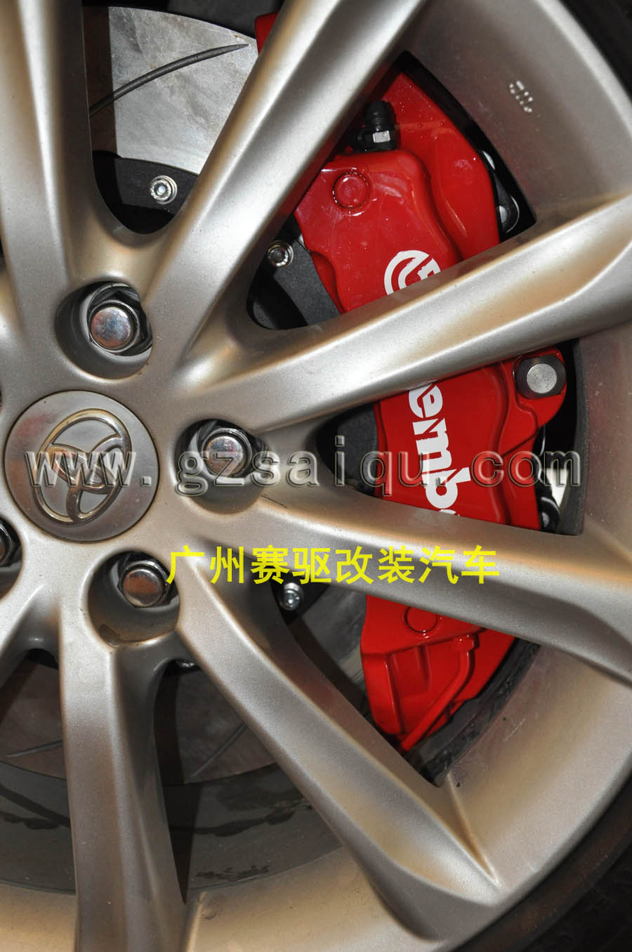 銳志改裝brembo剎車(chē)改裝圖